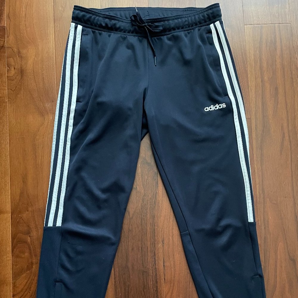 adidas Ladies Jogger Navy/white with phone pockets